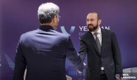 ՀՀ ԱԳ նախարարի հանդիպումը Իրանի ԱԳ նախարարի տեղակալի հետ YD
