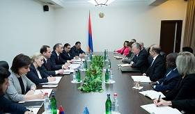 Встреча советника президента США по вопросам национальной безопасности в офисе Совета безопасности Республики Армения