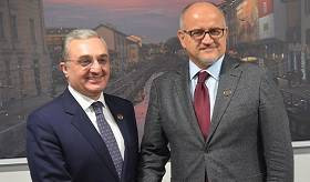 Встреча Зограба Мнацаканяна с министром иностранных дел и по вопросам европейской интеграции Черногории Серджаном Дармановичем