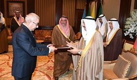 Ambassador of the Republic of Armenia to the State of Kuwait presented his credentials to His Highness the Amir of the State of Kuwait