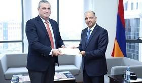 Новоназначенный посол Тунисской Республики в Армении вручил копии своих верительных грамот заместителю министра иностранных дел Армении