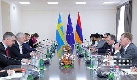 Встреча министра ИД РА с министром по вопросам развития международного сотрудничества Швеции