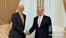 Министр иностранных дел Армении Зограб Мнацаканян принял новоназначенного посла ФРГ Михаэля Йоханнеса Банцхафа