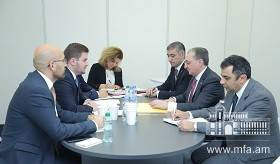 Встреча Министра иностранных дел Зограба Мнацаканяна с  и.о. Министра иностранных дел Албании Гентом Чакаем