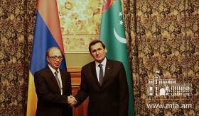 Встреча министра иностранных дел Армении Ара Айвазяна с министром иностранных дел Туркменистана Рашидом Мередовым