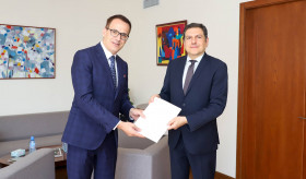 The Ambassador of the Swiss Confederation presented the copy of his credentials to the Deputy Minister of Foreign Affairs of Armenia