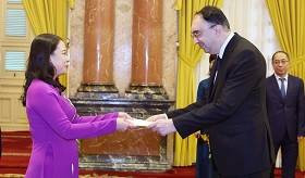 Посол Армении во Вьетнаме вручил верительные грамоты исполняющему обязанности президента Вьетнама