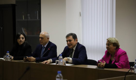 The meeting of the Deputy Foreign Minister of Armenia Paruyr Hovhannisyan with the delegation of the Armenian Autonomy of Hungary