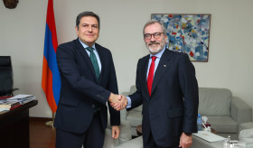 The newly appointed Ambassador of Spain handed over a copy of his credentials to the Deputy Foreign Minister of Armenia