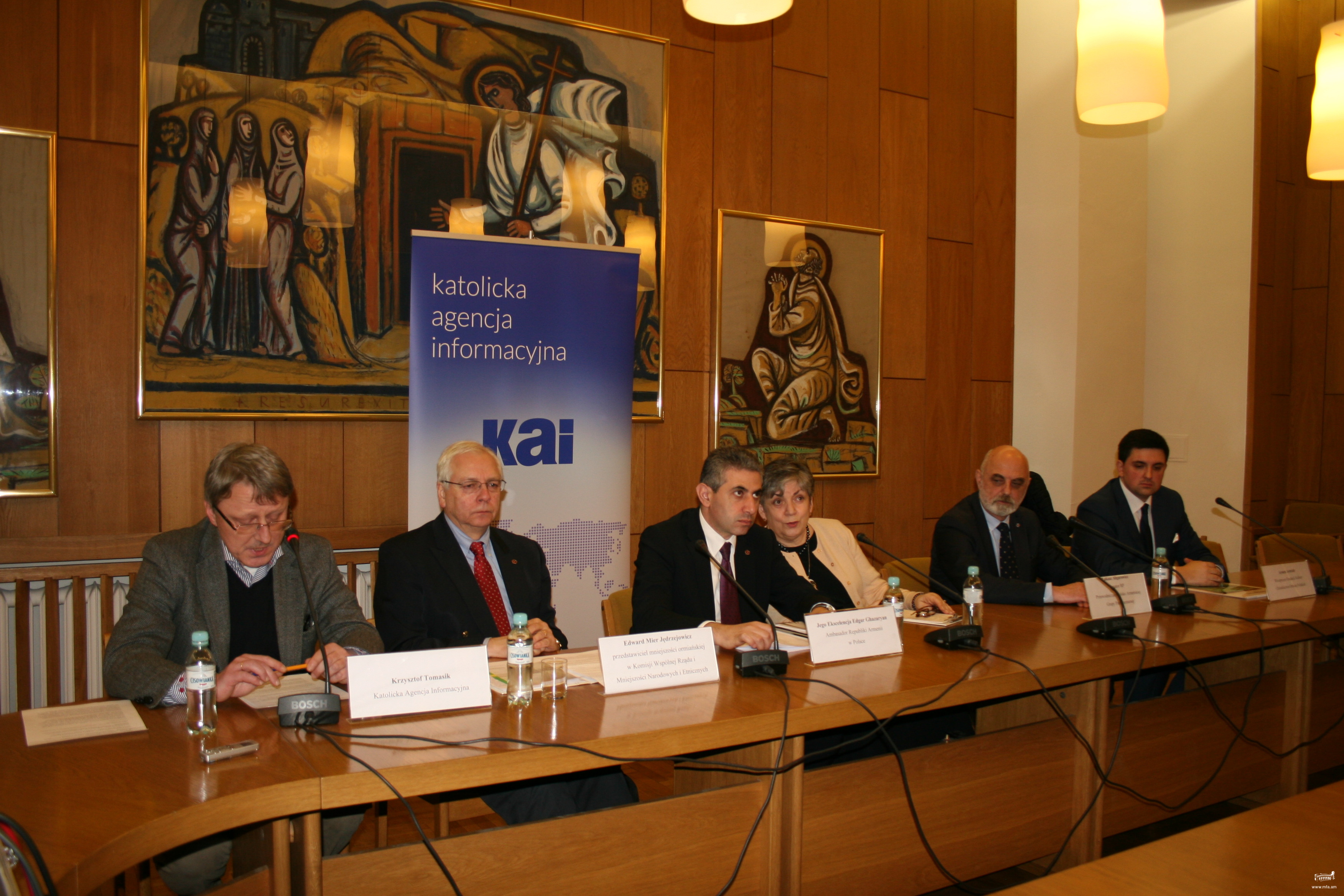 Пресс-конференция в Варшаве, посвященная 100-летию Геноцида армян
