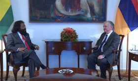 Министр иностранных дел Армении встретился с министром иностранных дел Маврикия