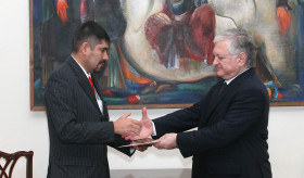 Новый посол Никарагуа вручил копии верительных грамот министру иностранных дел Армении