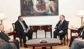 Встреча министра иностранных дел Армении и министра национальной обороны Греции