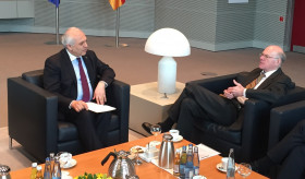 Դեսպան Սմբատյանի հանդիպումը Գերմանիայի Բունդեսթագի նախագահի հետ