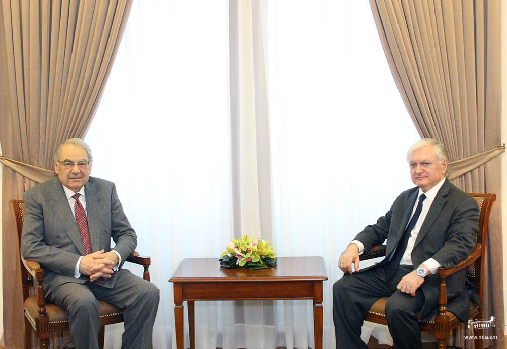 Foreign Minister of Armenia received the President of Tavitian Foundation