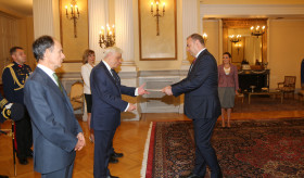 Դեսպան Չարչօղլյանը հավատարմագրերն է հանձնել Հունաստանի նախագահին