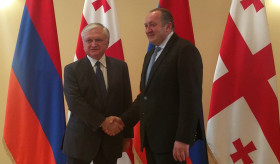 Հայաստանի արտաքին գործերի նախարարը հանդիպեց Վրաստանի Նախագահի հետ