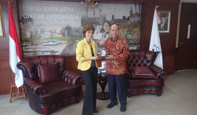 Դեսպան Աղաջանյանի հանդիպումը Ինդոնեզիայի հետազոտությունների, տեխնոլոգիայի և բարձրագույն կրթության նախարարի հետ 
