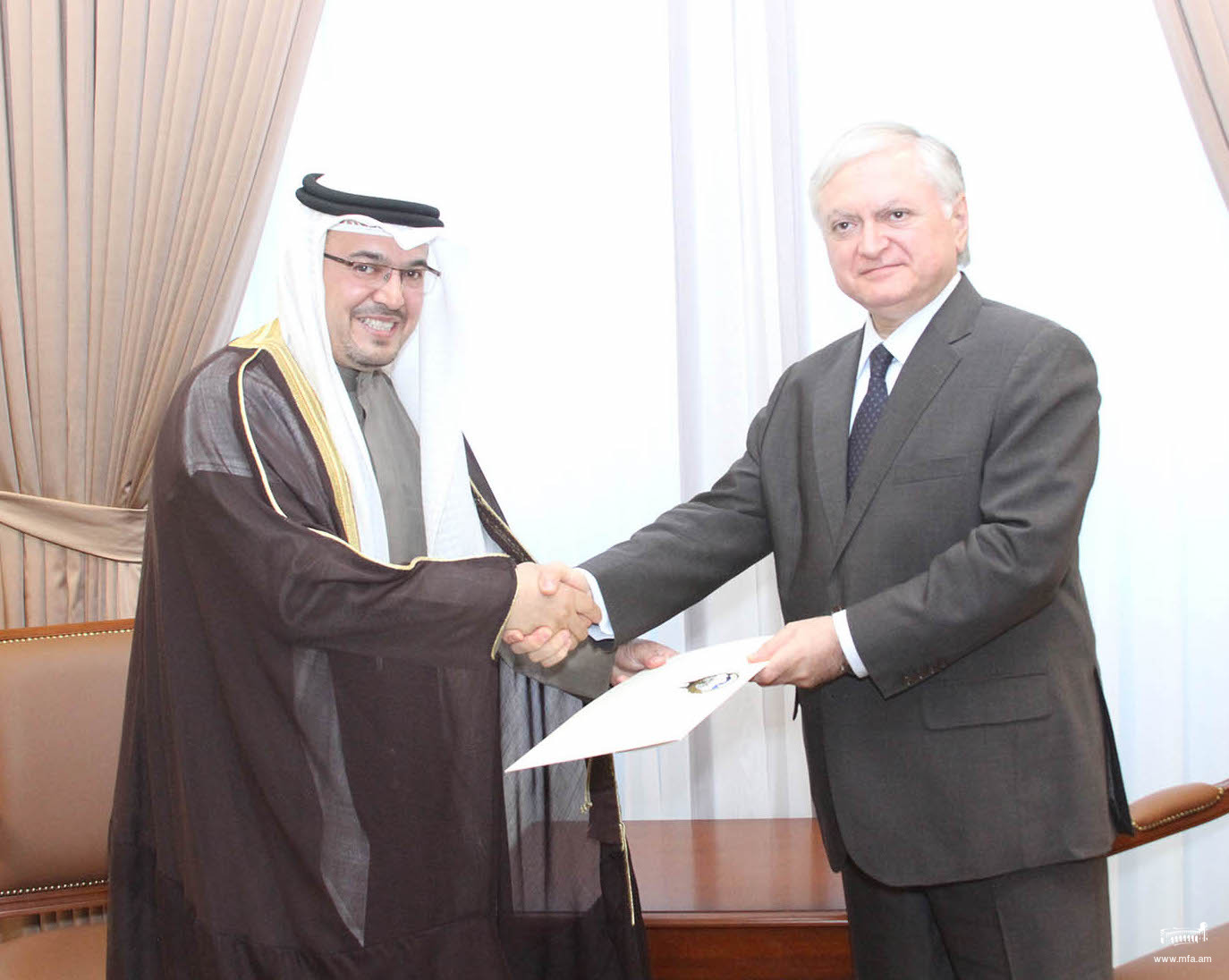 The newly appointed Ambassador of Kuwait presented the copies of his credentials to the Foreign Minister