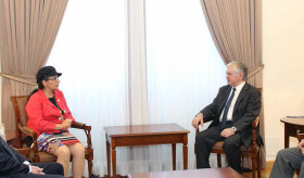 Foreign Minister met with Sweden Parliament's Vice Speaker 