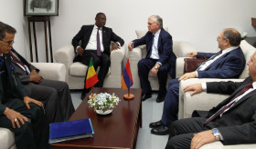 Meeting of FMs of Armenia and Mali 