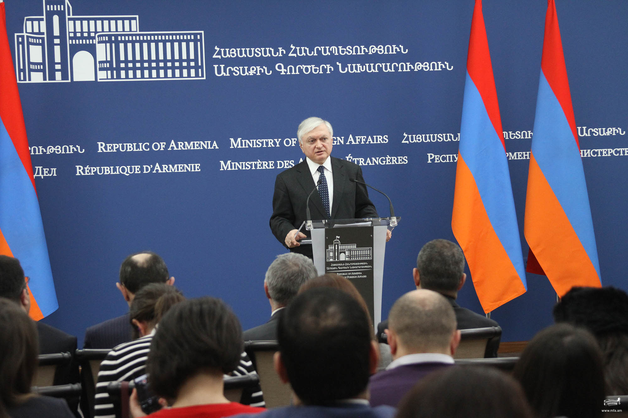 Эдвард Налбандян:  символизм Дня дипломата в свете 25-летнего юбилея членства Армении в ООН