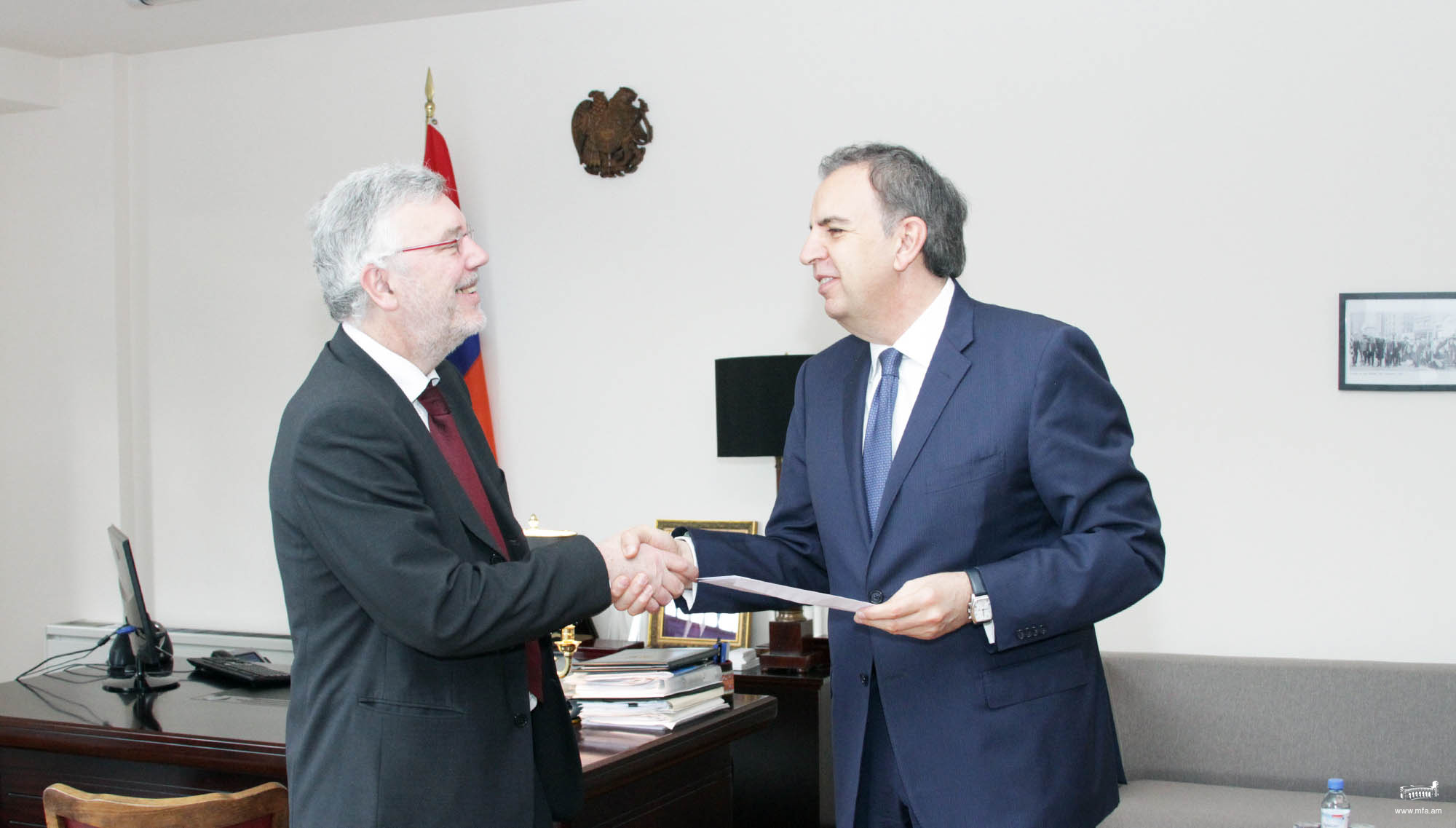 Ambassador of the Kingdom of Belgium handed over copies of his credentials to Deputy Foreign Minister of the Republic of Armenia