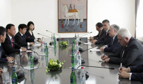Министр иностранных дел Армении принял заместителя министра иностранных дел Японии