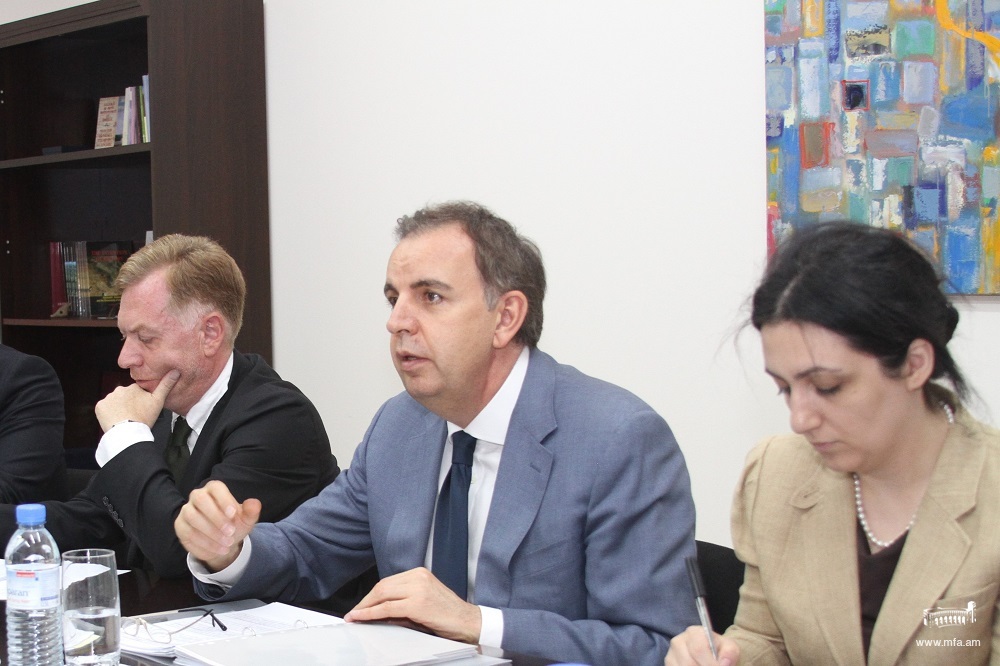 Встреча заместителя министра иностранных дел Армении с сотрудниками Европарламента