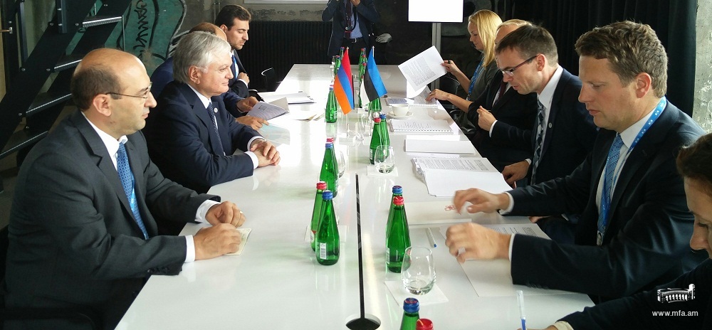 Meeting for Foreign Ministers of Armenia and Estonia