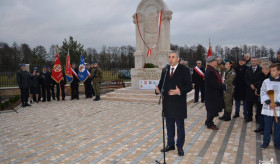 Լեհաստանում ՀՀ դեսպան Էդգար Ղազարյանը մասնակցեց Կազիմիր Մեծ թագավորի արձանի բացման արարողությանը