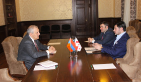 Դեսպան Սադոյանի հանդիպումը Թբիլիսիի քաղաքապետ Կախա Կալաձեի հետ