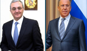 Телефонный разговор министра иностранных дел Армении Зограба Мнацаканяна с министром иностранных дел России Сергеем Лавровым