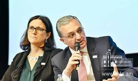 Министр иностранных дел Зограб Мнацаканян принял участие в конференции высокого уровня, посвященной 10-летию Восточного партнерства.