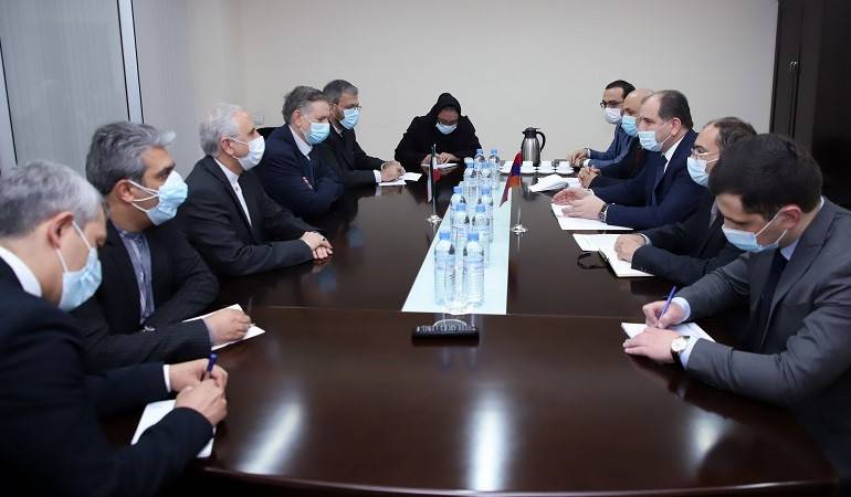 Armenian-Iranian political consultations