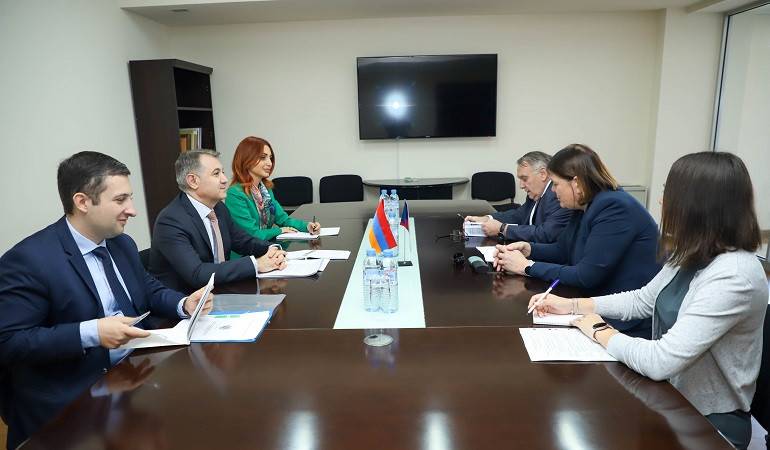 Political consultations between the Foreign Ministries of Armenia and the Czech Republic