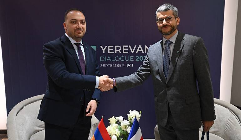 The meeting of the Secretary General of the Foreign Minister of Armenia with the Deputy Secretary General of the Ministry of Europe and Foreign Affairs of France