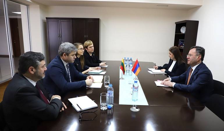 Political consultations between the Ministries of Foreign Affairs of Armenia and Lithuania